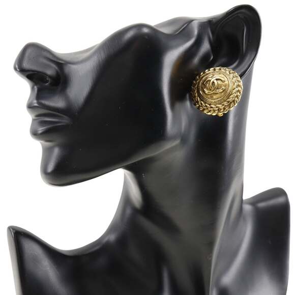 Chanel Cc Logo Clip-On Earrings Metal #207254C94B
